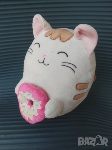 Котенце с донът - мека плюшена играчка