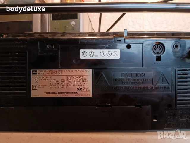 TOSHIBA RT-8046 радио-касетофон, снимка 4 - Радиокасетофони, транзистори - 23193778