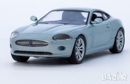 Jaguar XK Coupe 2005 - мащаб 1:43 на ДеАгостини модела е нов в блистер, снимка 2 - Колекции - 44025919