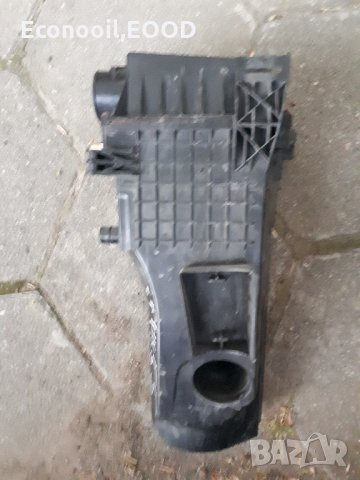 Кутия за въздушен филтър Форд Фиеста 11г.>, снимка 3 - Части - 32799278