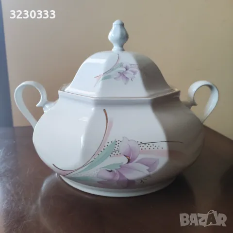 Порцеланов супник , нов Италия