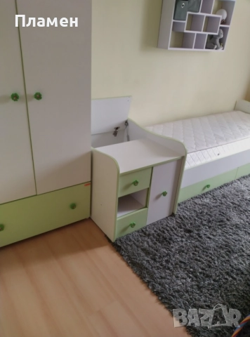 Легло и кошара в едно гардероб и бюро и матраци трансформиращи Lorelli, снимка 4 - Спални и легла - 52185600