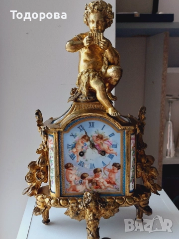 Много рядък Каминен бронзов часовник-Франция 19 век ,позлата, порцелан, 4 200 €, снимка 3 - Стенни часовници - 52310498
