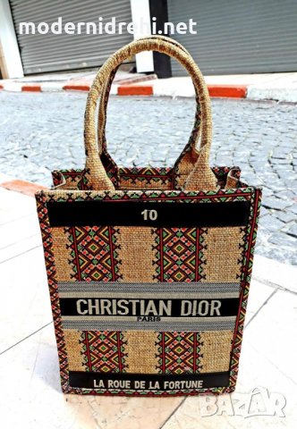 Дамска чанта Christian Dior код 30, снимка 1 - Чанти - 29049424