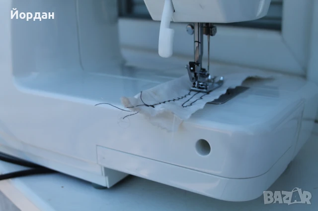 Шевна машина ''Singer-модел 8280'', снимка 16 - Шевни машини - 50798629