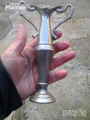 Стара английска амфора ваза сувенир от цветен метал, снимка 1 - Други ценни предмети - 44050382