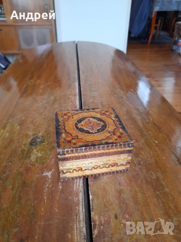 Стара дървена кутия #10