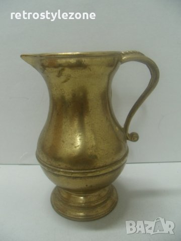 № 6353 стара метална / бронзова каничка  