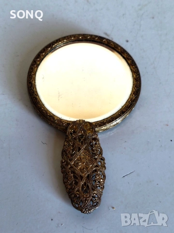 Страхотно Старо Позлатено Филигранено Огледалце