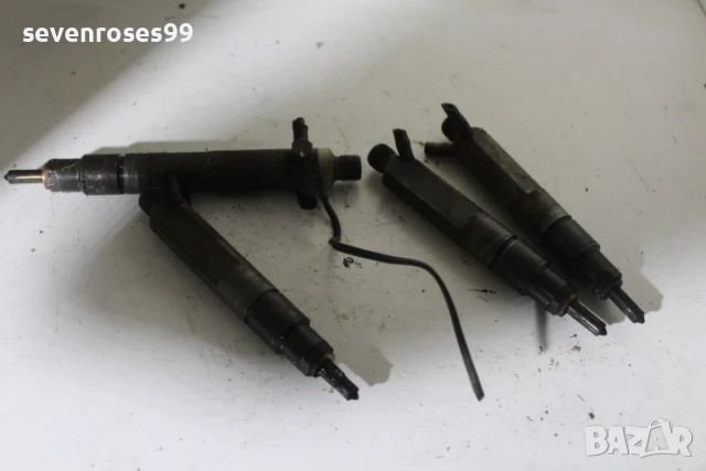 Дюза Фолксваген Голф 3 комби 1.9 tdi 90hp VW Golf 3  280130201G   280130201J  комплект, снимка 6 - Части - 50855268