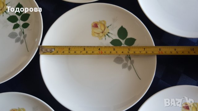 Комплект порцеланови чинии- Бавария, снимка 4 - Други ценни предмети - 33619755