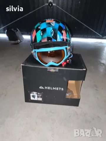 Детска каска + очила + ръкавици, снимка 3 - Зимни спортове - 48059185