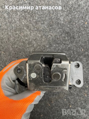 Брава заден капак за Тойота Аурис.2007-2012г, снимка 7 - Части - 43749585