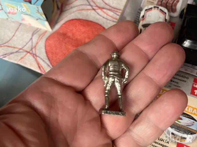 Киндер Sam Bass, снимка 3 - Колекции - 48931056