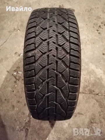 Продавам 1 брой зимна гума 195.50.15 дот 2024 