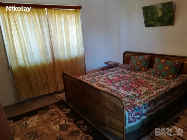 Масивна двуетажна къща с гараж в гр. Шивачево, снимка 11 - Къщи - 50795441