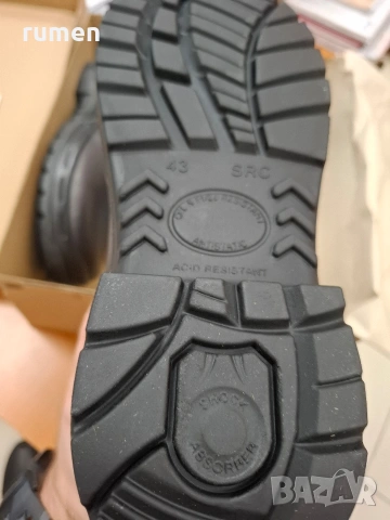 Зимни кубинки 43 нови, снимка 3 - Мъжки боти - 53517827