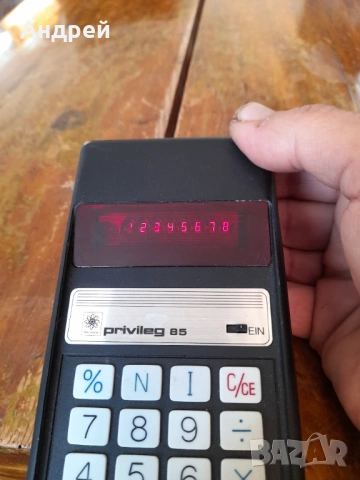Стар калкулатор Privileg 85, снимка 6 - Други ценни предмети - 53441689