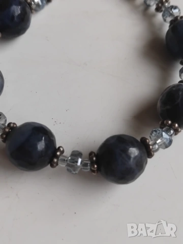 Дамска Гривна с Камъни, снимка 2 - Гривни - 53528109