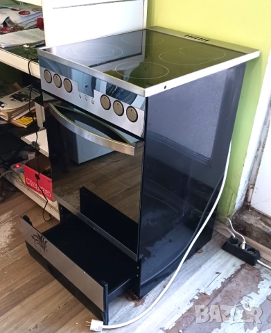 Печка с керамичен плот AMICA  - 50 см, снимка 3 - Печки, фурни - 52937544