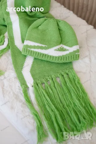 Дамски зимен комплект шапка и шал Jagna , снимка 4 - Шапки - 47810293