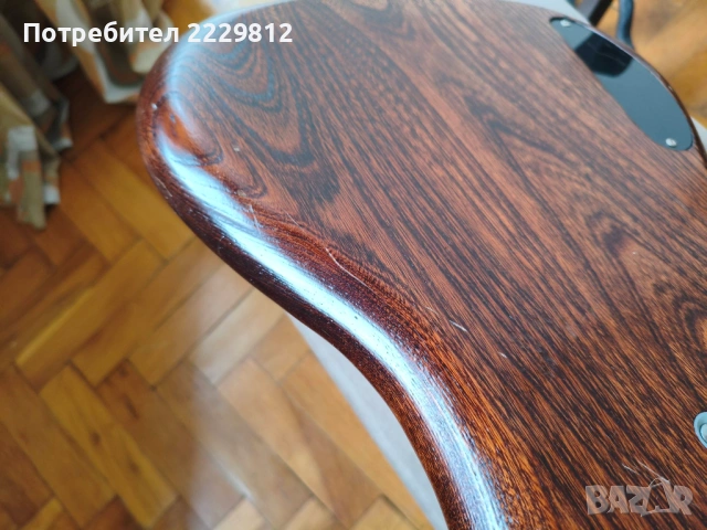 Бас китара Tanglewood с твърд куфар., снимка 8 - Китари - 53506377