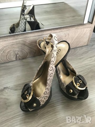 Нови сандали Guess 37 номер