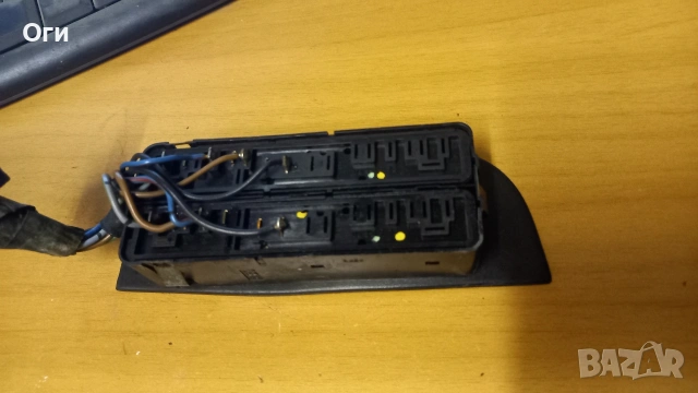 Бутони ел.стъкла за Опел Астра F 90 383 584, снимка 2 - Части - 53018322
