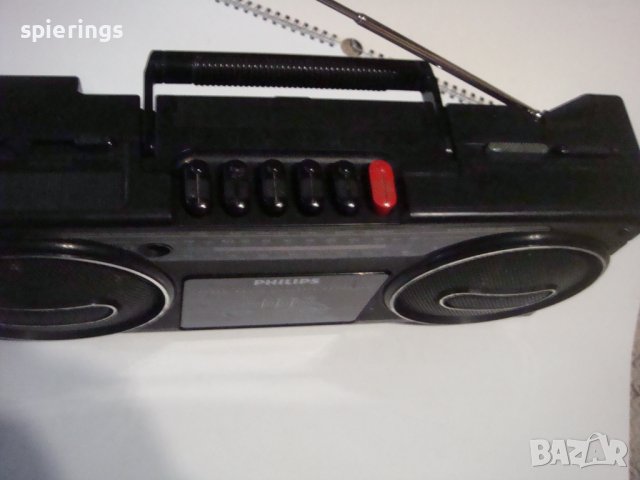 Philips D 8070, снимка 2 - Радиокасетофони, транзистори - 44115629