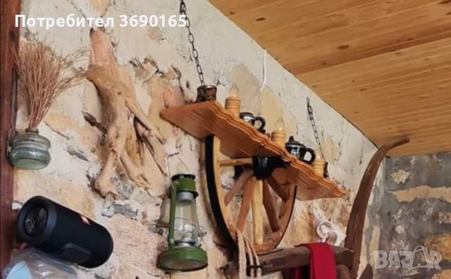Рафт лампа с автентични реставрирани колела от каруца с дървени чашки , снимка 5 - Лампи за стена - 40281426