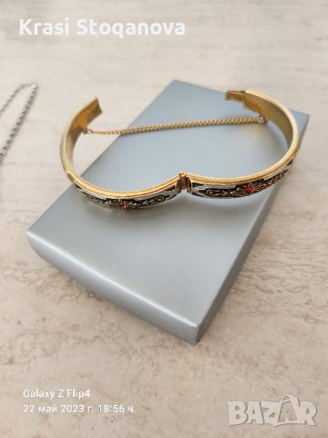 Дамска Гривна в Златист Цвят с Дизайн , снимка 7 - Гривни - 38976194