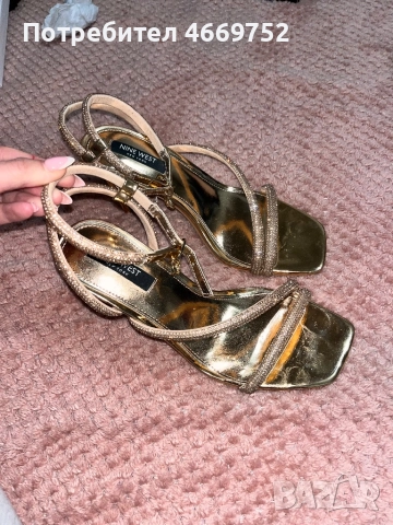 Продавам бална рокля и токчета(токчетата по ваш избор), снимка 5 - Рокли - 52666533