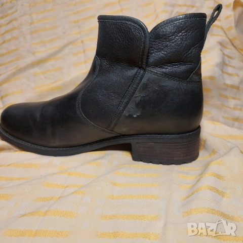 боти UGG Lavelle Casual Leather Ankle 1013366 номер 36 и 39, снимка 10 - Дамски боти - 40339794