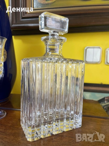 Стил⚜️ Изключително елегантен и стилен декантер Без да се натрапва с пищни форми и гравюри, но със с, снимка 6 - Други - 53422321