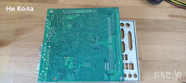 дънна платка Intel DG945GCLF дъно motherboard, снимка 4 - Дънни платки - 40848802