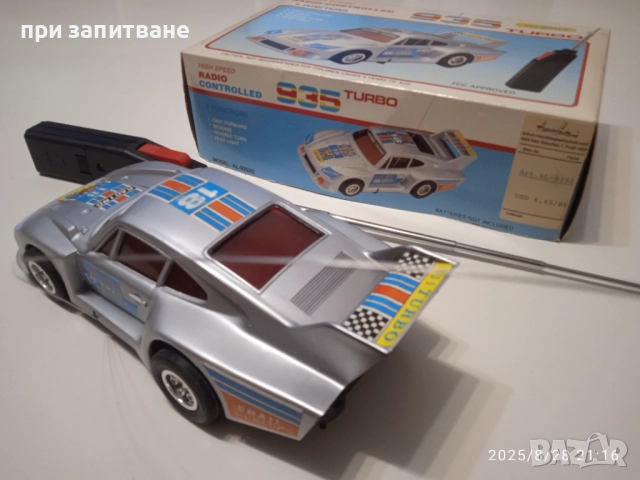 Стара играчка количка Porsche 935 turbo Radio- controlled, 1:20, работи,, снимка 8 - Колекции - 51527498