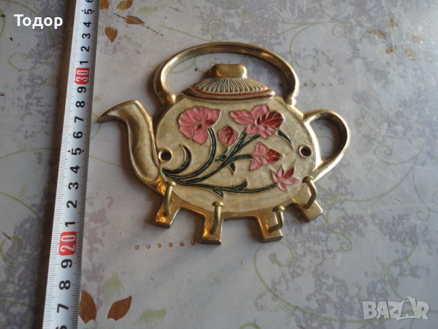 Уникална бронзова поставка за ключове с емайл ключ, снимка 2 - Ключове - 43524700