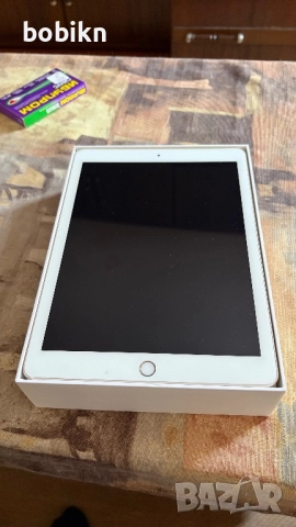 Apple iPad 9.7 5-то поколение A1822 (2017) с 32GB gold, снимка 3 - Таблети - 52885526
