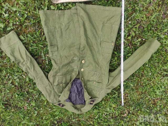 Продавам лятна униформа: брич и куртка соц НРБ, снимка 4 - Антикварни и старинни предмети - 40310370