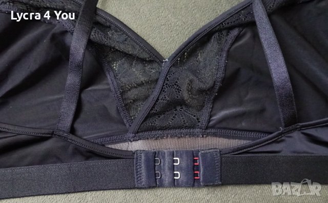 Tommy Hilfiger 75B къс топ/бюстие или сутиен с меки чашки, снимка 4 - Корсети, бюстиета, топове - 43159521