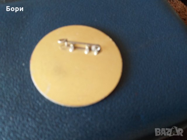 Значка-ГДР Фестивал за младежта и студентите Берлин 1973 г., снимка 4 - Други ценни предмети - 27889929