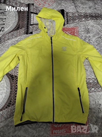 Спортно Яке Ветровка