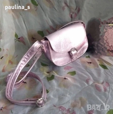 Две различни чанти /Плюшена чанта емотикон "Усмивка"! и розово бижу, снимка 10 - Чанти - 28286157