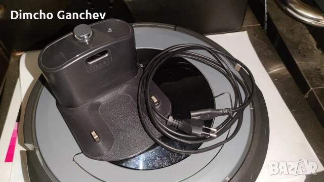 Прахосмукачка робот iRobot Roomba 681, снимка 2 - Прахосмукачки - 52503026