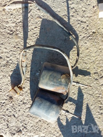 Моторче чистачки на фаровете лада 2104.2105