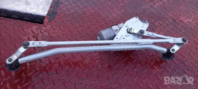 Ел. мотор чистачки Dacia Sandero I