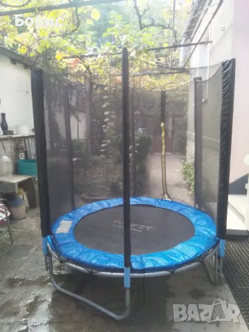 Продавам детски батут с мрежа