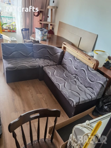 Кухненски ъглов диван с функция сън и ракла