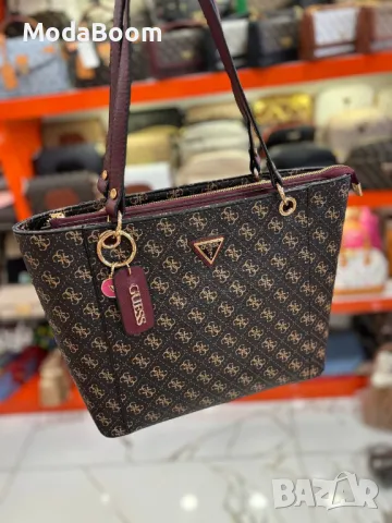 Guess дамски чанти различни цветове , снимка 16 - Чанти - 48241474