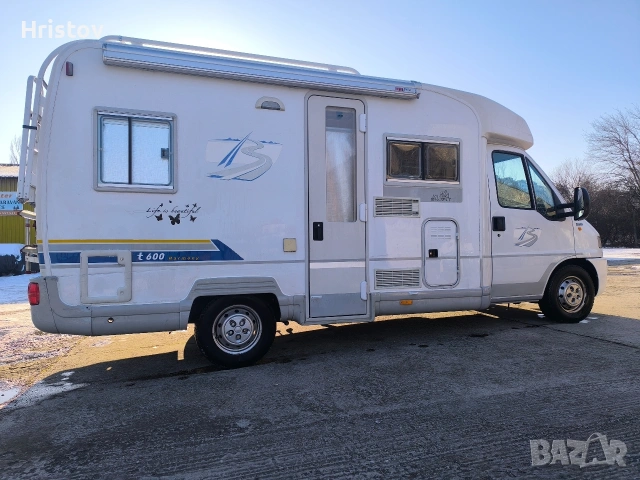 Кемпер Burstner на база Fiat Ducato 2.8 JTD, снимка 2 - Каравани и кемпери - 53253472